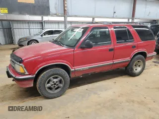1995 Chevrolet Blazer z VIN 1GNDT13W2SK212802, wystawiony jako Copart lot #84792554 z przebiegiem 186 206 mil mil oraz Szkoda całkowita • Salvage title. Historia ofert i sprzedaży dostępna na DreamBid. Obrazek 1.