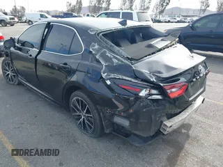 2021 Toyota Camry SE Nightshade with VIN 4T1G11AK9MU463783, listed as a IAAI auction lot 41389663 with 1 mi miles. Bid and sale history available at carsss.com. Image 3.