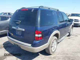2008 Ford Explorer Eddie Bauer with VIN 1FMEU64E68UA33359, listed as a IAAI auction lot 41981250 with 174,708 mi miles. Bid and sale history available at carsss.com. Image 4.
