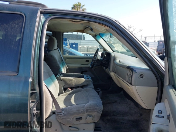 2002 Chevrolet Tahoe LS with VIN 1GNEC13V12R166916, listed as a IAAI auction lot 42393123 with 228,687 mi miles and . Bid and sale history available at DreamBid. Image 5.