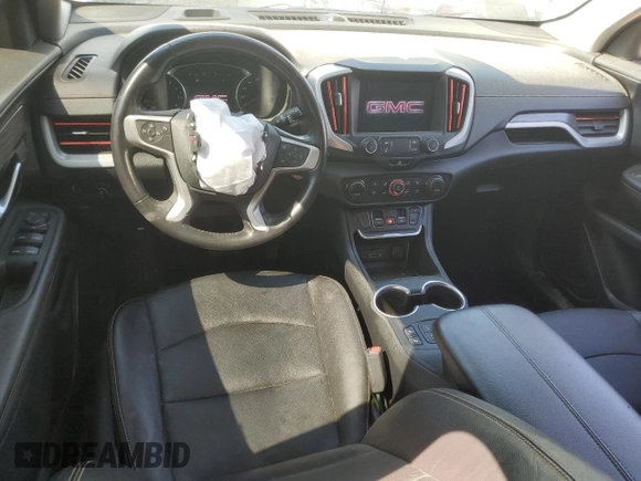 2020 GMC Terrain SLT z VIN 3GKALPEV3LL243810, wystawiony jako Copart lot #52027375 z przebiegiem 87 682 mil mil oraz Czysty tytuł • Clean title. Historia ofert i sprzedaży dostępna na DreamBid. Obrazek 8.