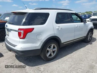 2019 Ford Explorer XLT z VIN 1FM5K7D84KGA68977, wystawiony jako IAAI lot #42155971 z przebiegiem 31 377 mil mil oraz . Historia ofert i sprzedaży dostępna na DreamBid. Obrazek 4.