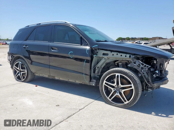 2017 Mercedes-Benz GLE 43 AMG с VIN 4JGDA6EB7HA934962, выставлен на аукционе Copart как лот 52124505 с пробегом 29 890 миль миль и Списание • Salvage title. История ставок и продаж доступна на DreamBid. Изображение 4.