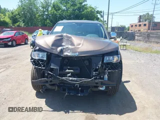 2020 Jeep Grand Cherokee Limited with VIN 1C4RJFBG3LC390502, listed as a IAAI auction lot 42570279 with 36,037 mi miles and . Bid and sale history available at DreamBid. Image 12.
