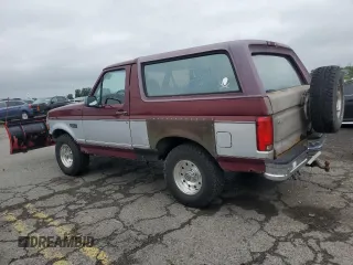 1996 Ford Bronco Custom with VIN 1FMEU15H7TLB67596, listed as a Copart auction lot 64772695 with 125,576 mi miles and Clean title. Bid and sale history available at DreamBid. Image 2.