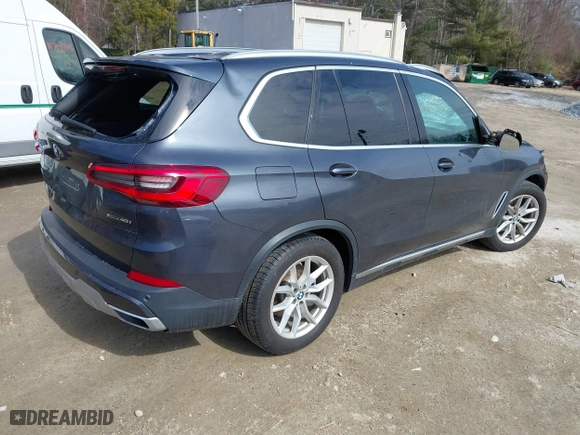 2019 BMW X5 xDrive40i with VIN 5UXCR6C55KLL27667, listed as a IAAI auction lot 41696852 with 55,387 mi miles. Bid and sale history available at carsss.com. Image 4.