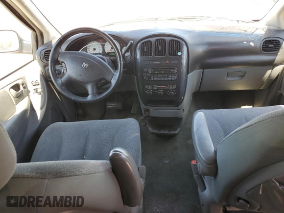 2005 Dodge Caravan SXT with VIN 2D4GP44L05R218848, listed as a Copart auction lot 61288954 with 201,265 mi miles and Salvage Title. Bid and sale history available at carsss.com. Image 8.