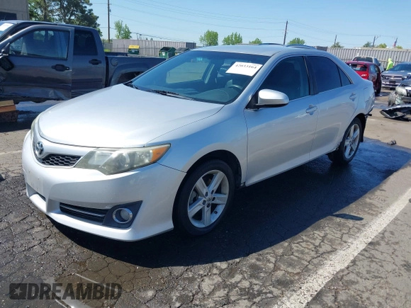 2013 Toyota Camry L with VIN 4T1BF1FK4DU247215, listed as a IAAI auction lot 42033164 with 185,908 mi miles. Bid and sale history available at carsss.com. Image 18.