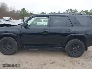 2022 Toyota 4Runner TRD Off Road with VIN JTEPU5JR1N6037734, listed as a IAAI auction lot 41530167 with 33,522 mi miles. Bid and sale history available at carsss.com. Image 14.