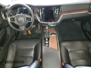 2021 Volvo S60 Momentum with VIN 7JR102FK0MG095134, listed as a Copart auction lot 65886583 with 16,984 mi miles. Bid and sale history available at carsss.com. Image 8.
