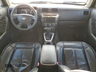 2010 Hummer H3 with VIN 5GTMNLEP2A8120047, listed as a Copart auction lot 45676335 with 213,265 mi miles and Clean Title. Bid and sale history available at DreamBid. Image 8.