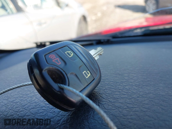 2013 Ford F-150 XL с VIN 1FTEX1EM2DKG08678, выставлен на аукционе IAAI как лот 42420749 с пробегом 108 453 миль миль и . История ставок и продаж доступна на DreamBid. Изображение 11.
