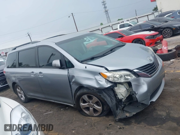 2014 Toyota Sienna LE AAS с VIN 5TDKK3DC6ES424568, выставлен на аукционе IAAI как лот 42067795 с пробегом 148 218 миль миль и . История ставок и продаж доступна на DreamBid. Изображение 13.