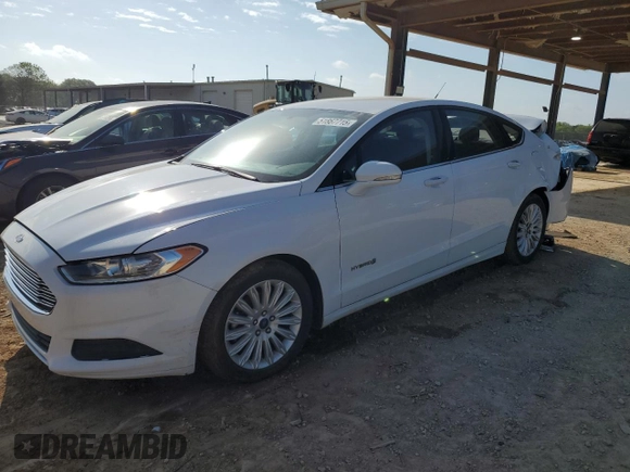2015 Ford Fusion SE Hybrid with VIN 3FA6P0LU7FR249026, listed as a Copart auction lot 51867715 with 182,340 mi miles and Salvage Title. Bid and sale history available at DreamBid. Image 1.