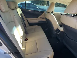 2021 Lexus ES with VIN 58AD11D14MU002358, listed as a Copart auction lot 87913945 with 10,161 mi miles and Salvage Title. Bid and sale history available at carsss.com. Image 11.