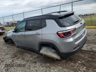 2021 Jeep Compass Latitude z VIN 3C4NJCBB2MT532314, wystawiony jako Copart lot #79363064 z przebiegiem 55 329 mil mil oraz Szkoda całkowita • Salvage title. Historia ofert i sprzedaży dostępna na DreamBid. Obrazek 2.