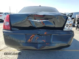 2009 Chrysler 300 Limited z VIN 2C3KA33V09H578112, wystawiony jako Copart lot #59504765 z przebiegiem 170 928 mil mil oraz Szkoda całkowita • Salvage title. Historia ofert i sprzedaży dostępna na DreamBid. Obrazek 6.