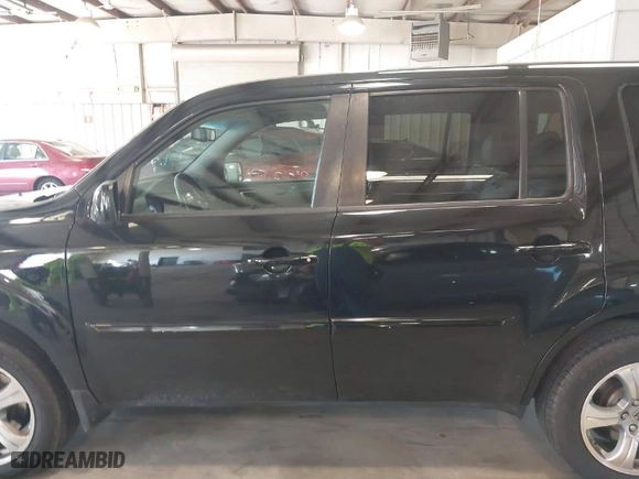 2014 Honda Pilot EX-L with VIN 5FNYF4H51EB005726, listed as a IAAI auction lot 40998416 with 147,482 mi miles. Bid and sale history available at carsss.com. Image 14.