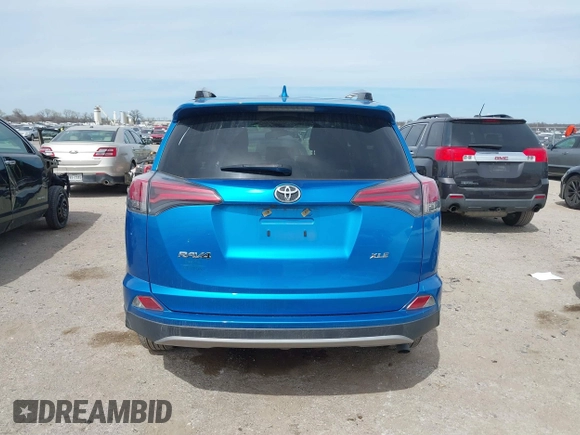2018 Toyota RAV4 XLE with VIN JTMWFREV2JJ752568, listed as a IAAI auction lot 41795891 with 37,886 mi miles. Bid and sale history available at carsss.com. Image 16.