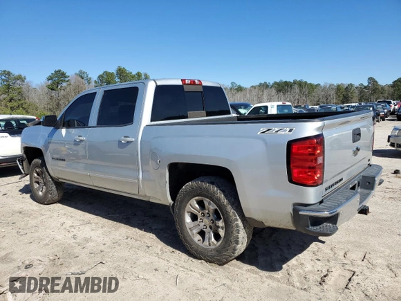 2015 Chevrolet Silverado 1500 LT with VIN 3GCUKREC0FG476093, listed as a Copart auction lot 48015305 with 132,092 mi miles and Salvage Title. Bid and sale history available at DreamBid. Image 2.