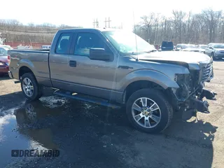 2014 Ford F-150 XL with VIN 1FTFX1EF9EFC12182, listed as a IAAI auction lot 41737091 with 175,614 mi miles. Bid and sale history available at carsss.com. Image 1.