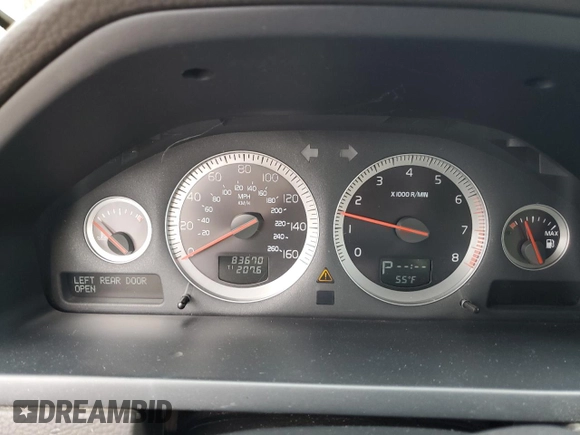 2014 Volvo XC90 with VIN YV4952CYXE1691722, listed as a Copart auction lot 87269494 with 83,670 mi miles and Salvage Title. Bid and sale history available at carsss.com. Image 9.