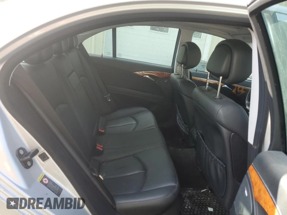 2008 Mercedes-Benz E 350 Luxury z VIN WDBUF87X38B227604, wystawiony jako Copart lot #58847165 z przebiegiem 153 387 mil mil oraz Czysty tytuł • Clean title. Historia ofert i sprzedaży dostępna na DreamBid. Obrazek 10.