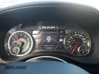 2021 Ram 1500 Big Horn z VIN 1C6RREBT3MN811115, wystawiony jako Copart lot #85312554 z przebiegiem 70 823 mil mil oraz Szkoda całkowita • Salvage title. Historia ofert i sprzedaży dostępna na DreamBid. Obrazek 9.