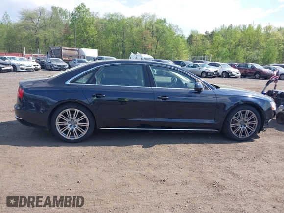 2014 Audi A8 3.0T z VIN WAURGAFD7EN005979, wystawiony jako IAAI lot #42169900 z przebiegiem 126 523 mil mil oraz . Historia ofert i sprzedaży dostępna na DreamBid. Obrazek 13.