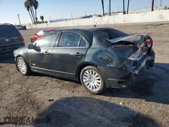 2010 Mercury Milan Hybrid with VIN 3MEDM0L37AR619450, listed as a Copart auction lot 75274114 with 187,696 mi miles and Salvage Title. Bid and sale history available at carsss.com. Image 2.