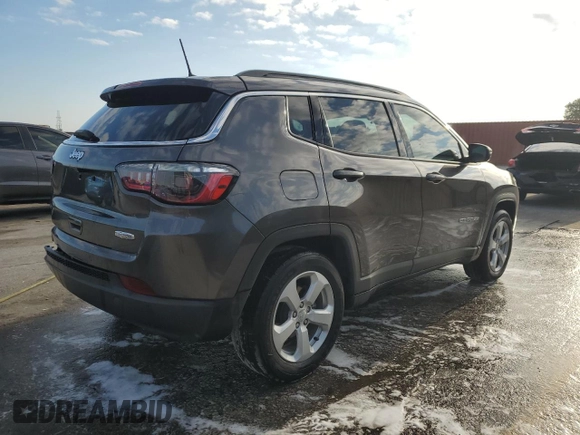2021 Jeep Compass Altitude with VIN 3C4NJCBB5MT560012, listed as a Copart auction lot 52646345 with 40,184 mi miles and Salvage title. Bid and sale history available at DreamBid. Image 3.