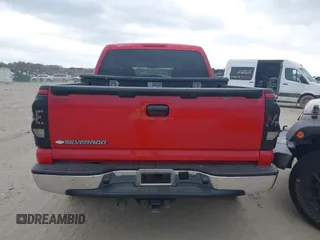 2007 Chevrolet Silverado 1500 LS with VIN 2GCEC13V371153707, listed as a IAAI auction lot 41832004 with 235,028 mi miles and . Bid and sale history available at DreamBid. Image 16.
