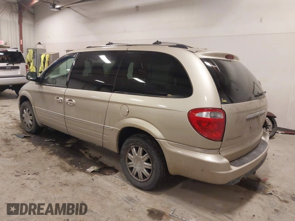 2006 Chrysler Town & Country LWB Limited with VIN 2A8GP64L26R640347, listed as a IAAI auction lot 41353419 with 160,220 mi miles. Bid and sale history available at carsss.com. Image 3.
