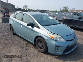 2015 Toyota Prius Four z VIN JTDKN3DU6F1962900, wystawiony jako IAAI lot #42413469 z przebiegiem 326 743 mil mil oraz . Historia ofert i sprzedaży dostępna na DreamBid. Obrazek 1.
