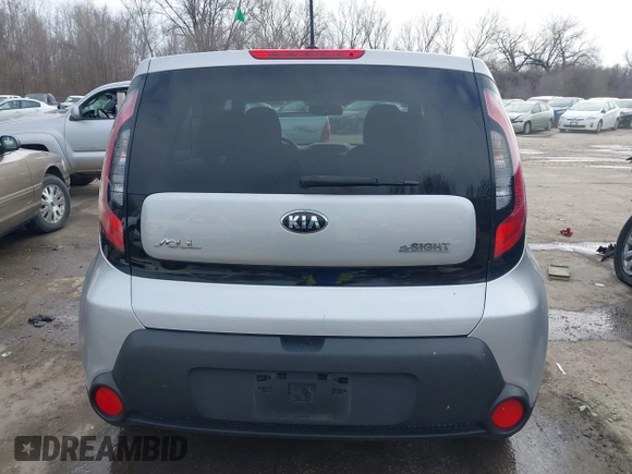 2014 Kia Soul with VIN KNDJN2A28E7700722, listed as a IAAI auction lot 41710340 with 106,234 mi miles. Bid and sale history available at carsss.com. Image 17.