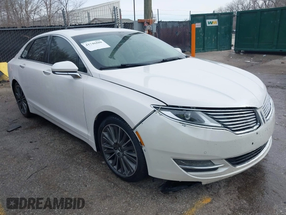 2013 Lincoln MKZ z VIN 3LN6L2G97DR823270, wystawiony jako IAAI lot #41746880 z przebiegiem 225 618 mil mil oraz . Historia ofert i sprzedaży dostępna na DreamBid. Obrazek 1.
