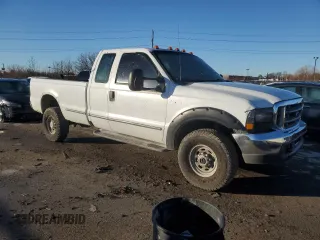 1999 Ford F-250 XL with VIN 1FTNX21S8XEC58955, listed as a Copart auction lot 84917334 with 272,953 mi miles and Salvage title. Bid and sale history available at DreamBid. Image 4.