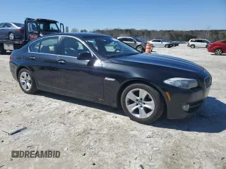 2012 BMW 5 Series 528i z VIN WBAXG5C54CDX05618, wystawiony jako Copart lot #51942095 z przebiegiem 182 597 mil mil oraz Szkoda całkowita • Salvage title. Historia ofert i sprzedaży dostępna na DreamBid. Obrazek 4.