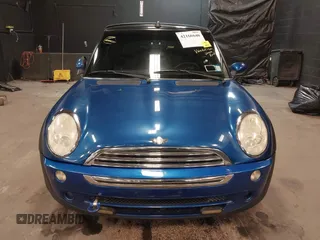 2005 MINI Convertible with VIN WMWRF33555TF63632, listed as a IAAI auction lot 42166640 with 102,559 mi miles and . Bid and sale history available at DreamBid. Image 12.