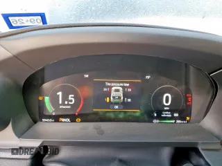 2025 Ford Police Interceptor Utility z VIN 1FM5K8AB7SGA28608, wystawiony jako Copart lot #57248625 z przebiegiem 5940 mil mil oraz Szkody całkowita. Historia ofert i sprzedaży dostępna na DreamBid. Obrazek 9.