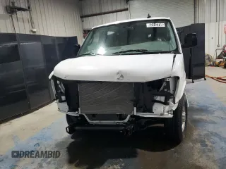2024 GMC Savana Cargo Van with VIN 1GTW7AFP3R1189346, listed as a Copart auction lot 53143795 with 6,675 mi miles and Clean Title. Bid and sale history available at carsss.com. Image 5.