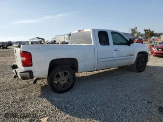 2012 Chevrolet Silverado 1500 LT with VIN 1GCRCSE09CZ149039, listed as a Copart auction lot 46302305 with 273,511 mi miles and Clean Title. Bid and sale history available at carsss.com. Image 3.