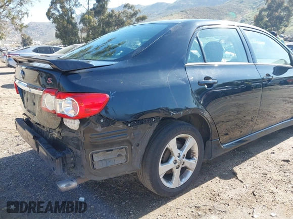 2013 Toyota Corolla L with VIN 2T1BU4EE3DC115390, listed as a IAAI auction lot 41966370 with 117,367 mi miles. Bid and sale history available at carsss.com. Image 6.
