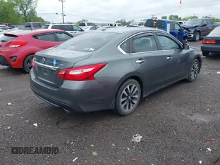 2017 Nissan Altima SV with VIN 1N4AL3APXHC256798, listed as a IAAI auction lot 42128003 with 137,249 mi miles and . Bid and sale history available at carsss.com. Image 4.