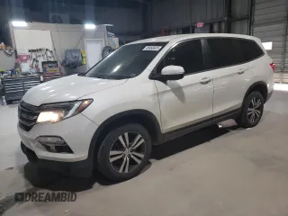 2016 Honda Pilot EX with VIN 5FNYF6H33GB069960, listed as a Copart auction lot 49460825 with 211,799 mi miles and Salvage Title. Bid and sale history available at carsss.com. Image 1.