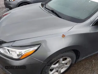 2016 Nissan Altima SR with VIN 1N4AL3AP8GC211499, listed as a IAAI auction lot 41976836 with 91,269 mi miles and . Bid and sale history available at DreamBid. Image 6.