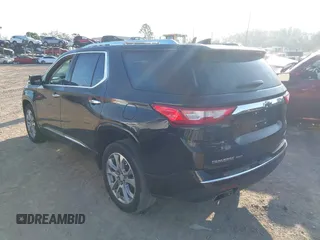 2021 Chevrolet Traverse Premier with VIN 1GNEVKKW8MJ227805, listed as a IAAI auction lot 41491736 with 30,323 mi miles. Bid and sale history available at carsss.com. Image 3.