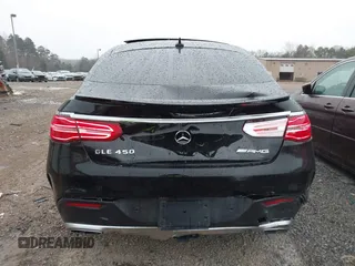 2016 Mercedes-Benz GLE 450 AMG z VIN 4JGED6EB5GA020820, wystawiony jako IAAI lot #41853120 z przebiegiem 61 943 mil mil oraz . Historia ofert i sprzedaży dostępna na DreamBid. Obrazek 16.