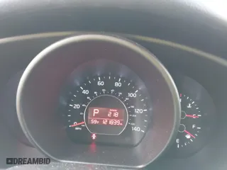 2016 Kia Soul with VIN KNDJN2A25G7338139, listed as a IAAI auction lot 41845222 with 121,839 mi miles. Bid and sale history available at carsss.com. Image 7.