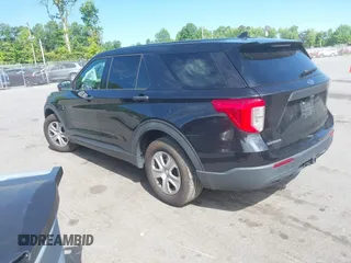 2020 Ford Police Interceptor Utility z VIN 1FM5K8AB4LGC36611, wystawiony jako IAAI lot #42199062 z przebiegiem 104 684 mil mil oraz . Historia ofert i sprzedaży dostępna na DreamBid. Obrazek 3.